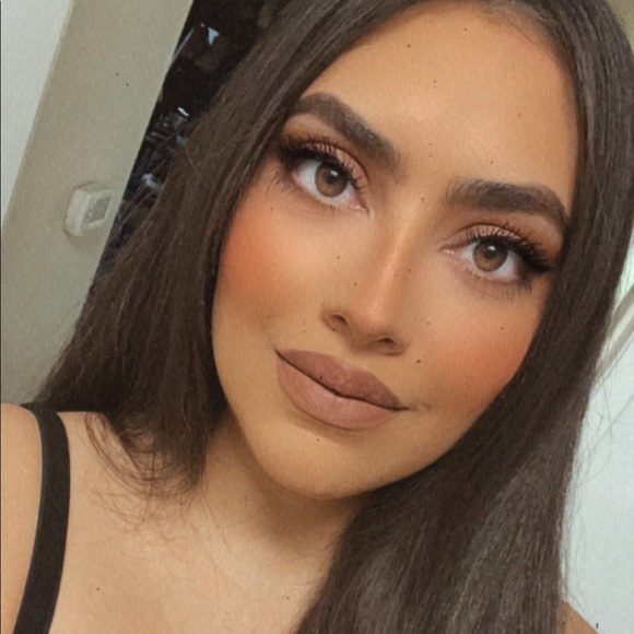 Meet your Posher, Jasmine - Picture 1 of 1